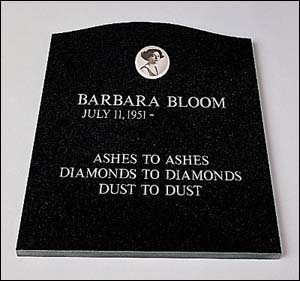 Barbara Bloom's The Reign of Narcissism (Museum of Contemporary Art, Los Angeles, 1988–1989)