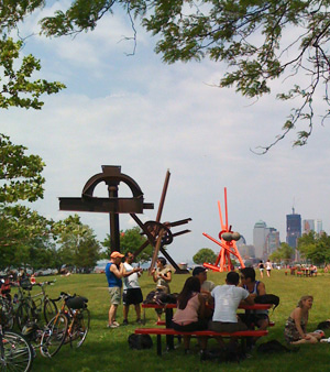 Mark di Suvero on Governors Island (photo by John Haber, Storm King Art Center, 1977–2011)