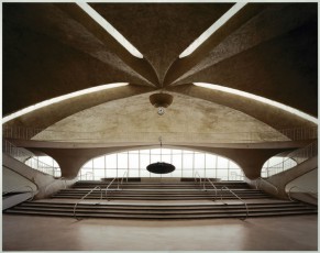 Christoph Morlinghaus's TWA Brown Hall (Roebling Hall, 2004)