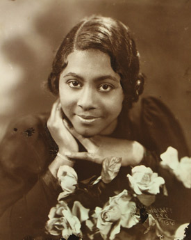 James van der Zee's Lady with Roses, (Howard Greenberg gallery, 1936)